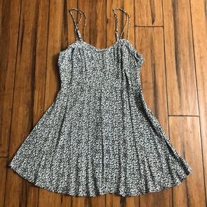 Kimchi Blue dress . Size 6
